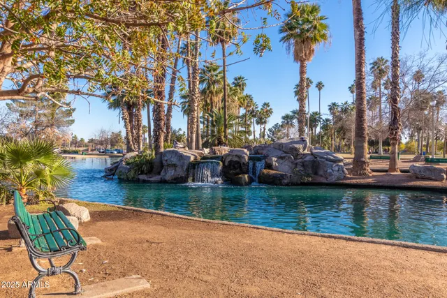 $234,900 | 2985 North 19th Avenue, Unit 11, Phoenix, AZ 85015