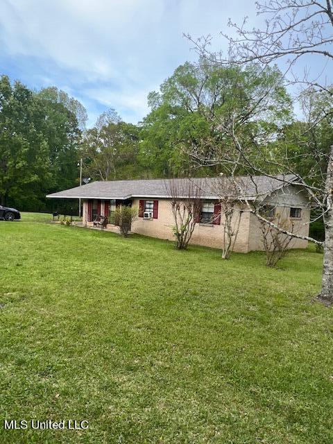 1558 Johnston Road Benton, MS 39039 - Photo 1 of 18 IMG_1122