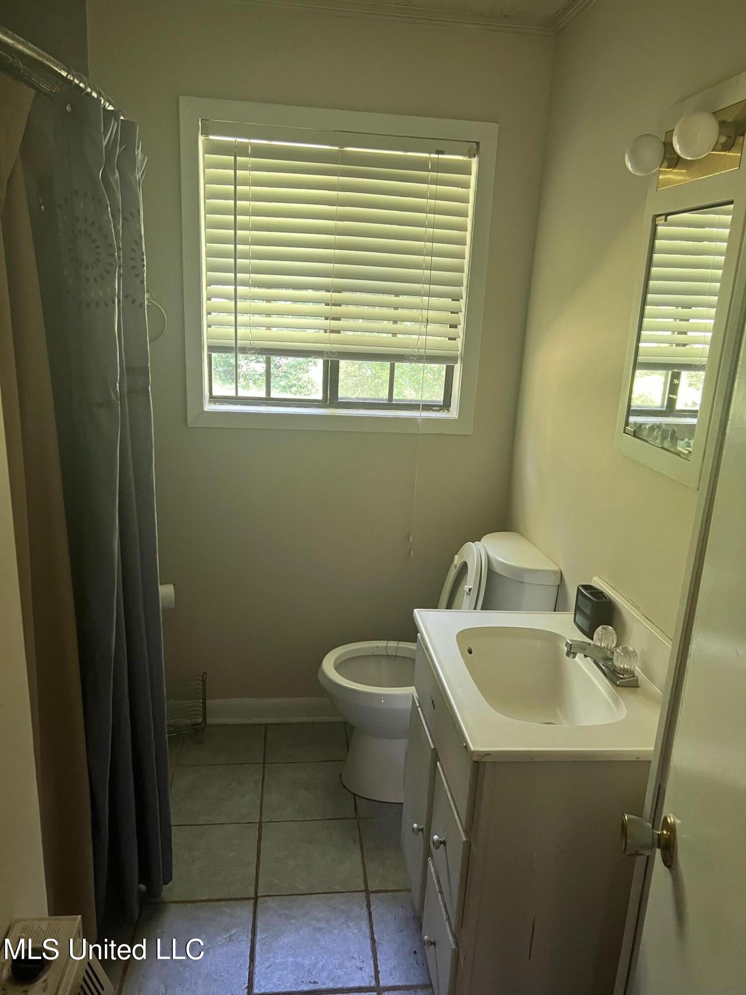 1558 Johnston Road Benton, MS 39039 - Photo 15 of 18 image7