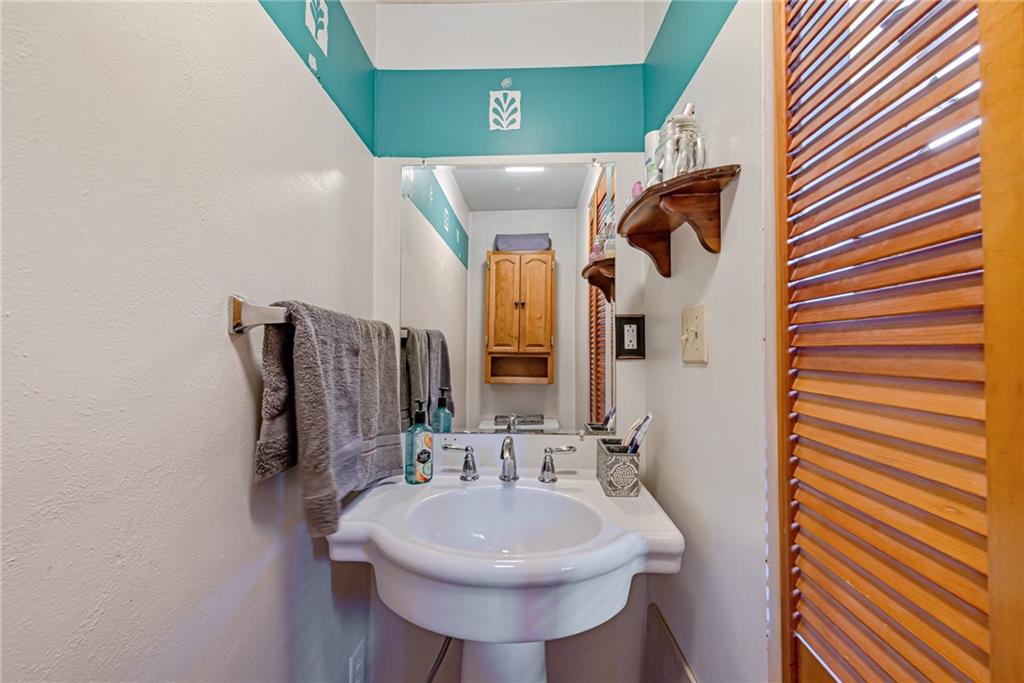 791 Youngstown Ridge Road Latrobe, PA 15650 - Photo 19 of 36 Gallery Image 19