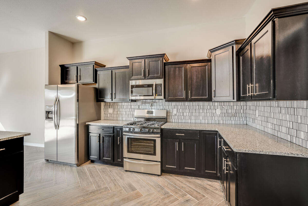 15316 Resolve Street El Paso, TX 79938 - Photo 12 of 32 7829 Enchanted Ridge-15