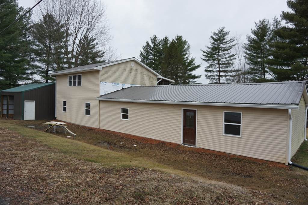 125 Peerless Church Road Bedford, IN 47421 - Photo 4 of 23 Gallery Image 4