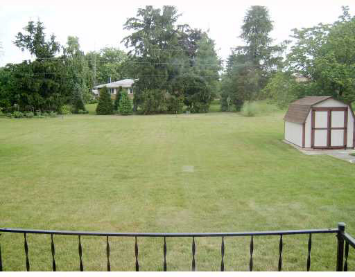 25385 Gordon Road South Bend, IN 46619 - Photo 7 of 8 Gallery Image 7