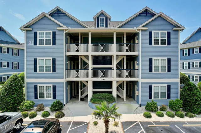 $1,000 | 2555 St James Drive Southeast, Unit 304, Southport, NC 28461