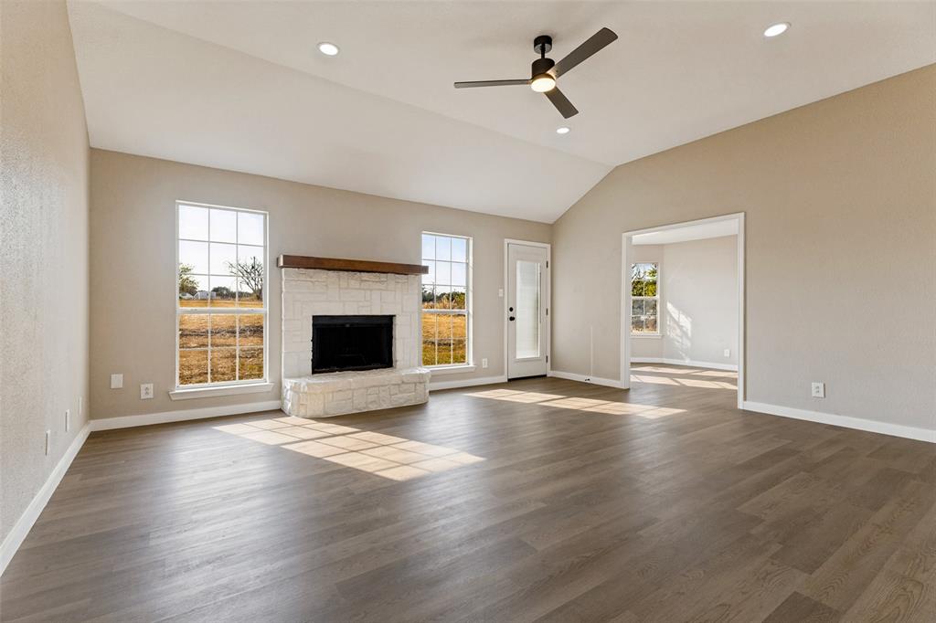 12169 Liberty School Road Azle, TX 76020 - Photo 4 of 27 Gallery Image 4