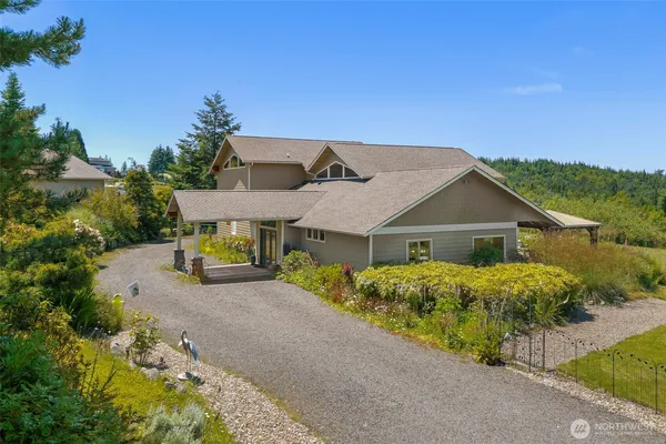 $1,150,000 | 180 East Happy Hollow Lane, Belfair, WA 98528