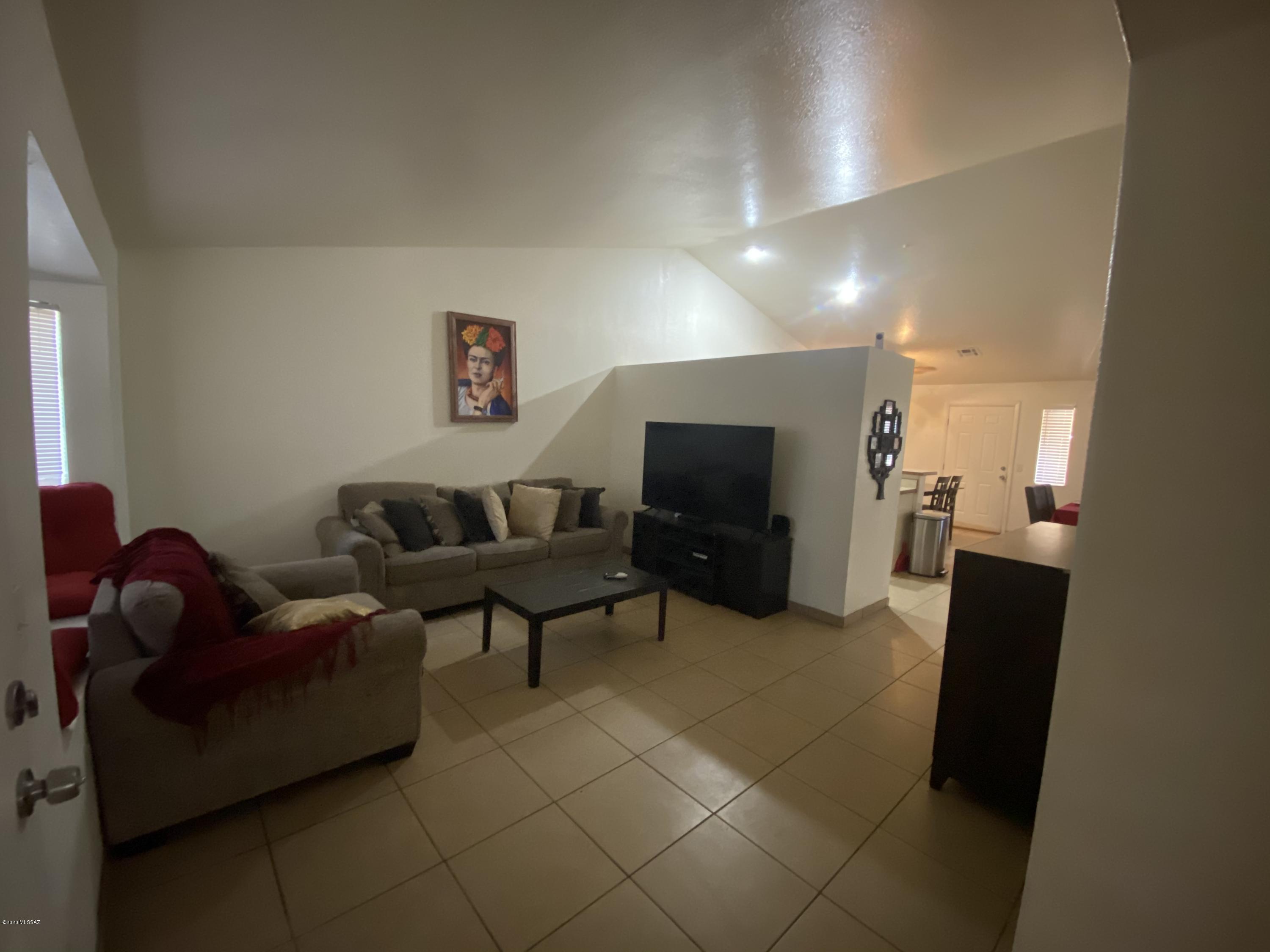 1655 Twin Ridge Road Tucson, AZ 85746 - Photo 12 of 19