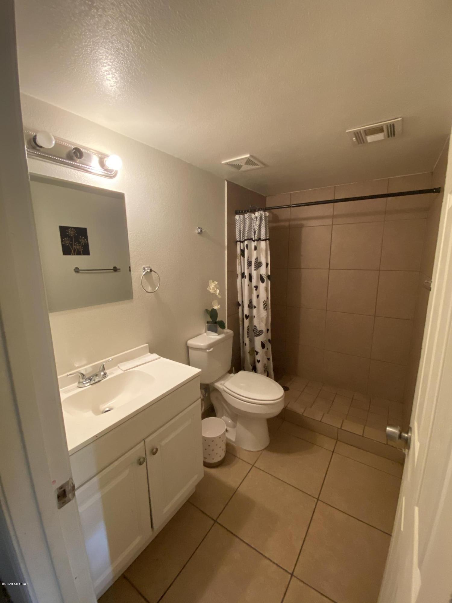 1655 Twin Ridge Road Tucson, AZ 85746 - Photo 10 of 19