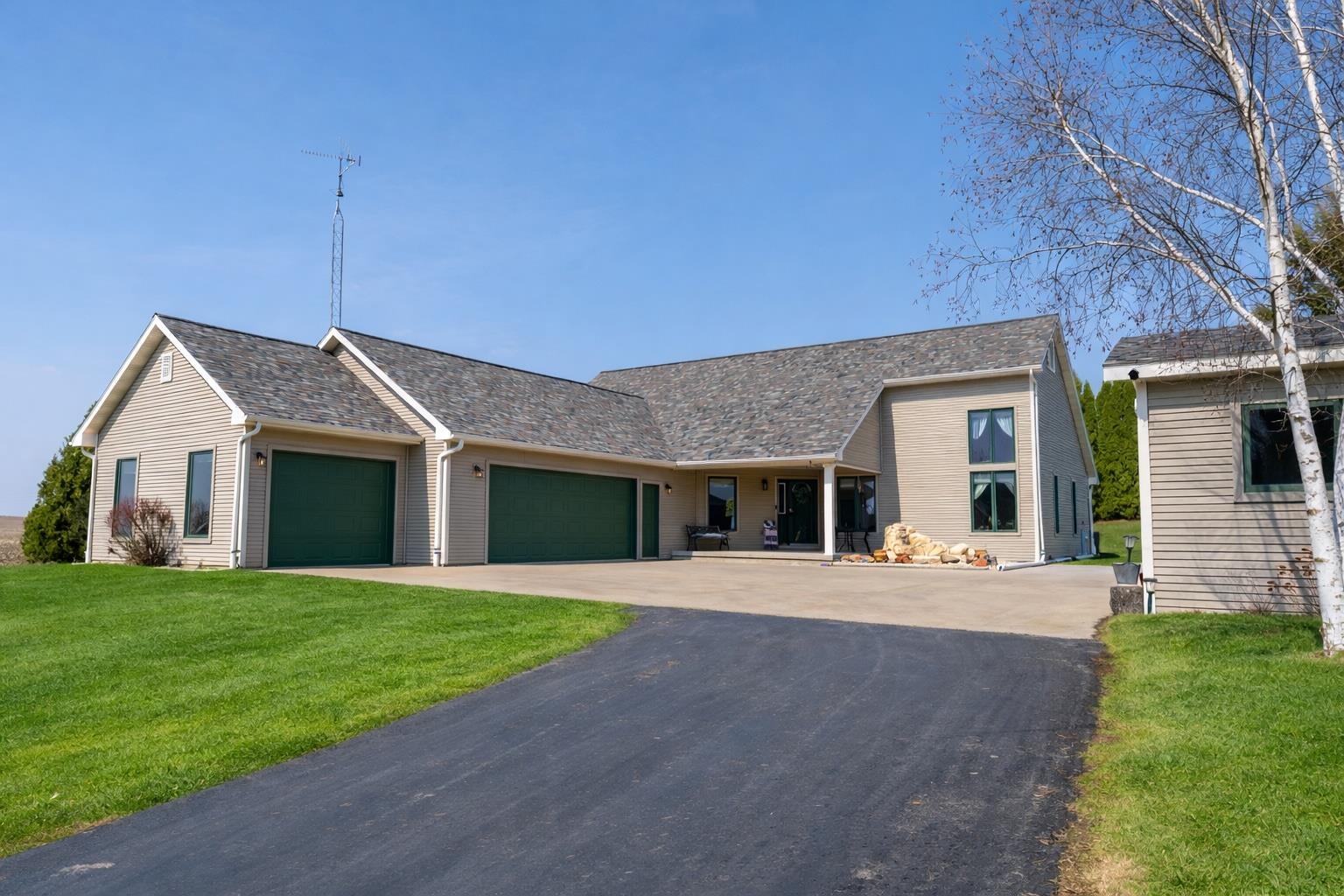 207 2nd Street Friesland, WI 53935 - Photo 3 of 45