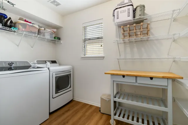 $369,990 | 12301 Dwight Eisenhower Street, Manor, TX 78653