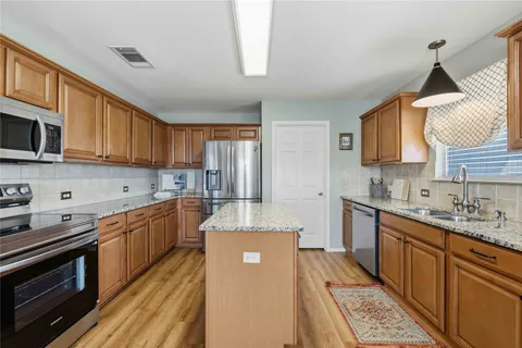 $350,000 | 12301 Dwight Eisenhower Street, Manor, TX 78653