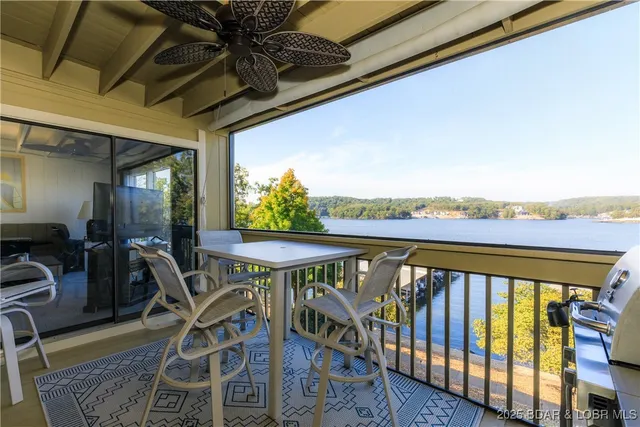 $375,000 | 2500 Bay Point Lane, Unit 122, Osage Beach, MO 65065