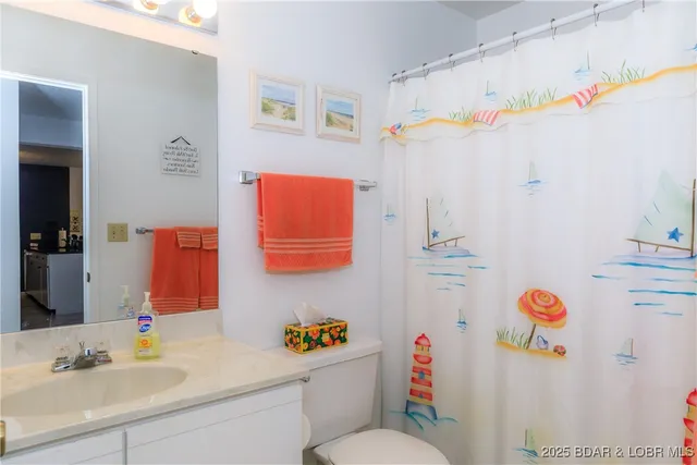 $375,000 | 2500 Bay Point Lane, Unit 122, Osage Beach, MO 65065