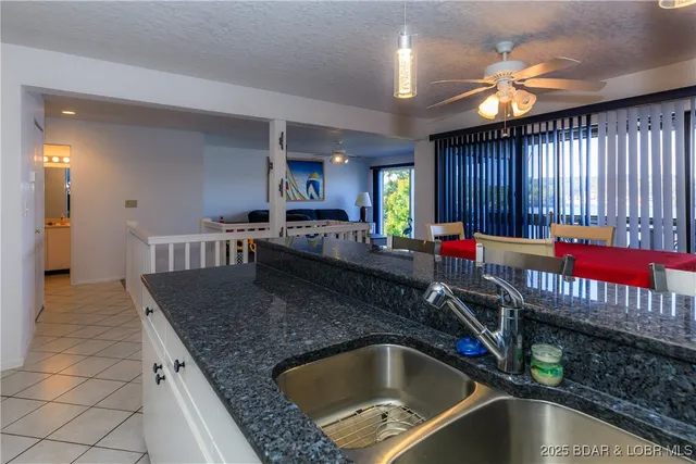 $375,000 | 2500 Bay Point Lane, Unit 122, Osage Beach, MO 65065