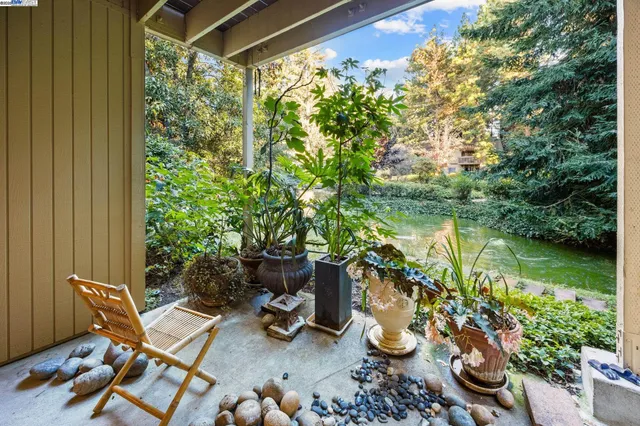 $578,000 | 505 Cypress Point Drive, Unit 137, Mountain View, CA 94043