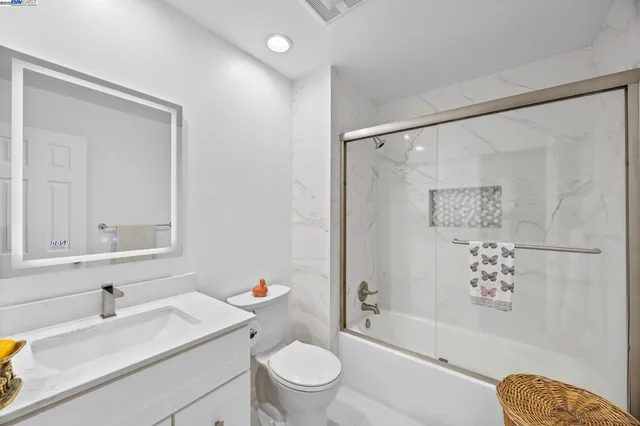 $578,000 | 505 Cypress Point Drive, Unit 137, Mountain View, CA 94043