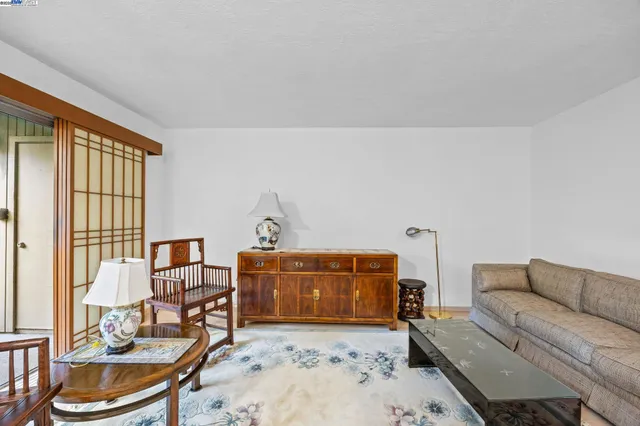 $578,000 | 505 Cypress Point Drive, Unit 137, Mountain View, CA 94043