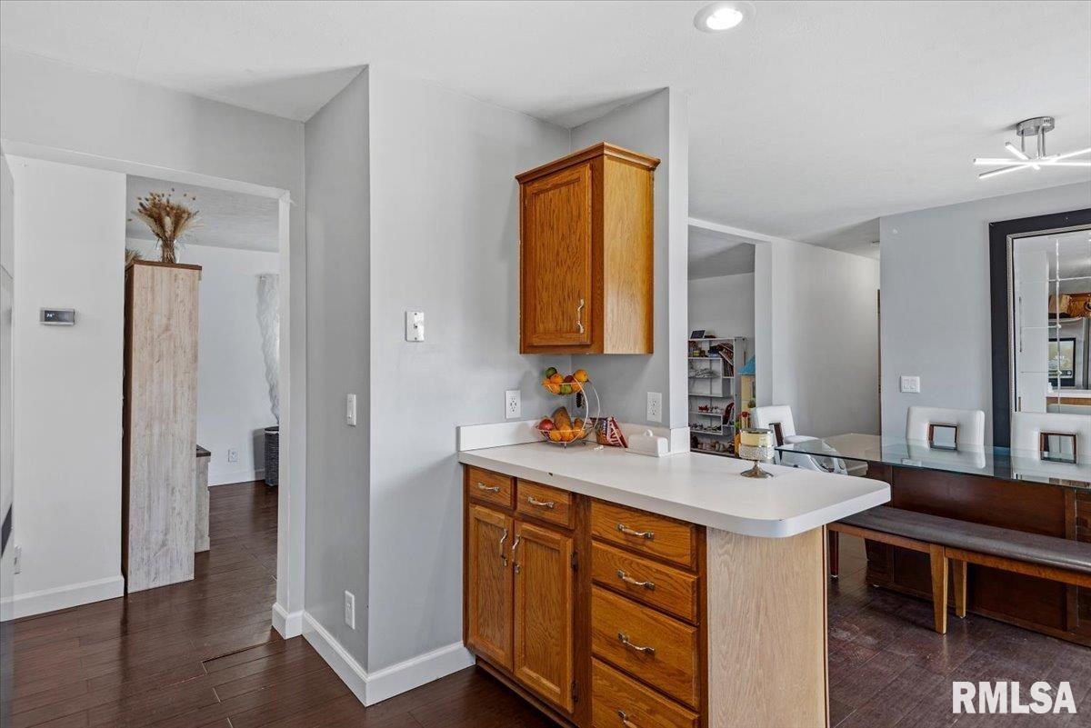 200 Appomattox Drive Springfield, IL 62711 - Photo 11 of 18 Gallery Image 11