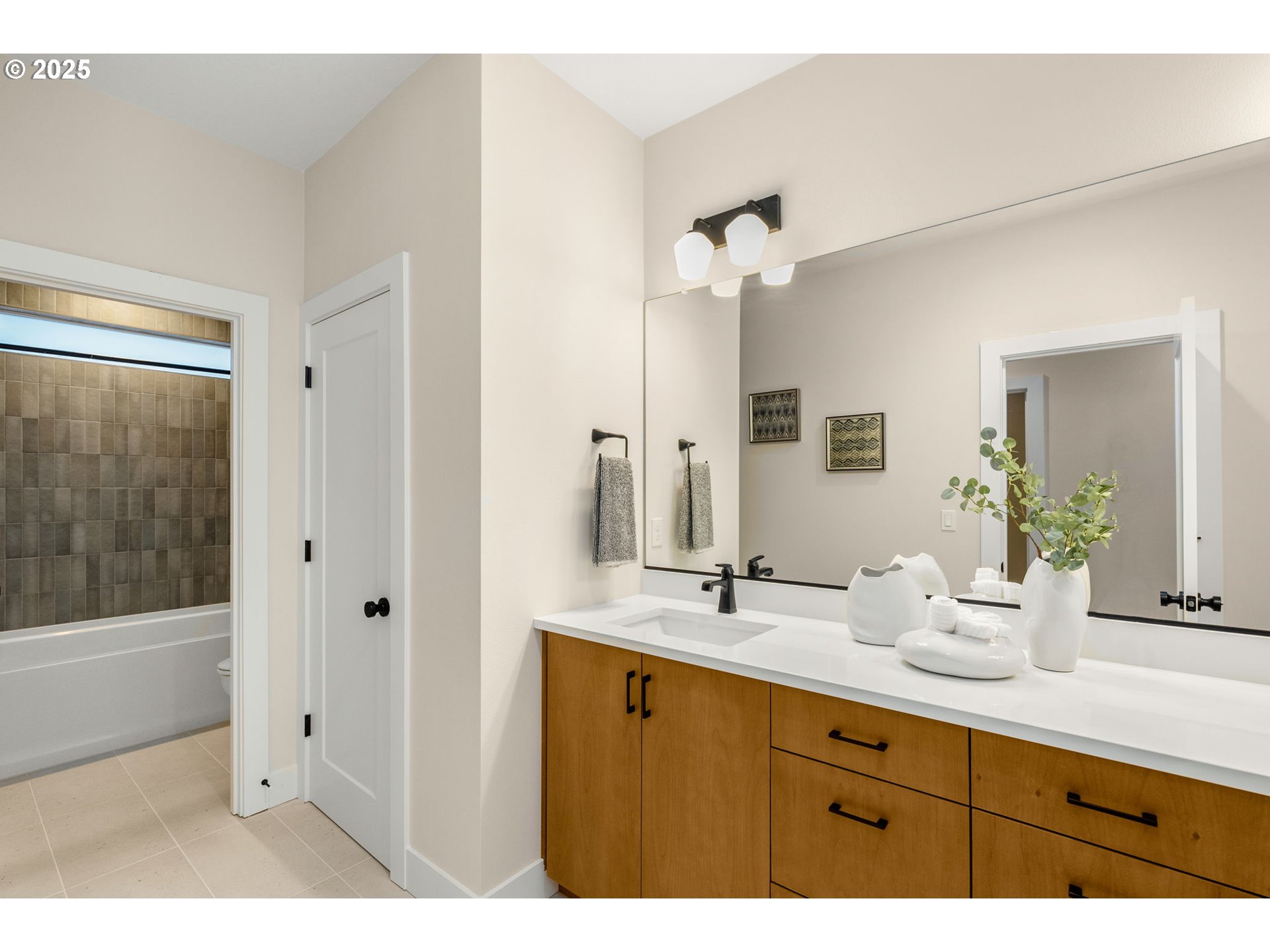 12871 Southwest Sunny Terrace, Unit L3 Tigard, OR 97223 - Photo 32 of 43