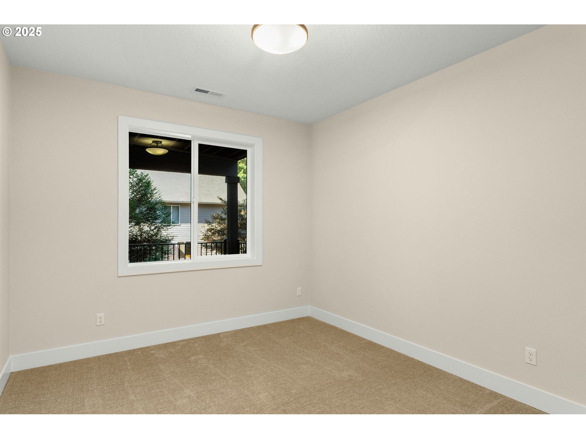 12871 Southwest Sunny Terrace, Unit L3 Tigard, OR 97223 - Photo 36 of 43