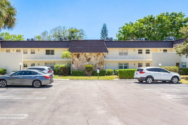 a car parked in front of a building
