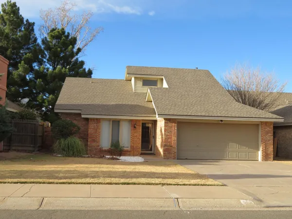 $1,700 | 5106 1st Place, Lubbock, TX 79416