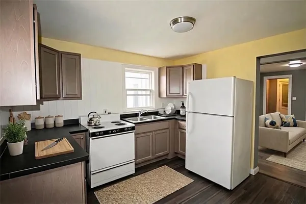 $99,000 | 102-104 Shelter Street, Rochester, NY 14611