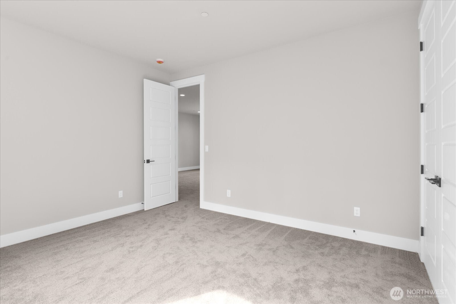 3502 Alaska Road, Unit A Brier, WA 98036 - Photo 30 of 36