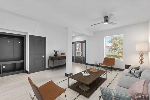 $2,750 | 4334 Arco Avenue, St. Louis, MO 63110