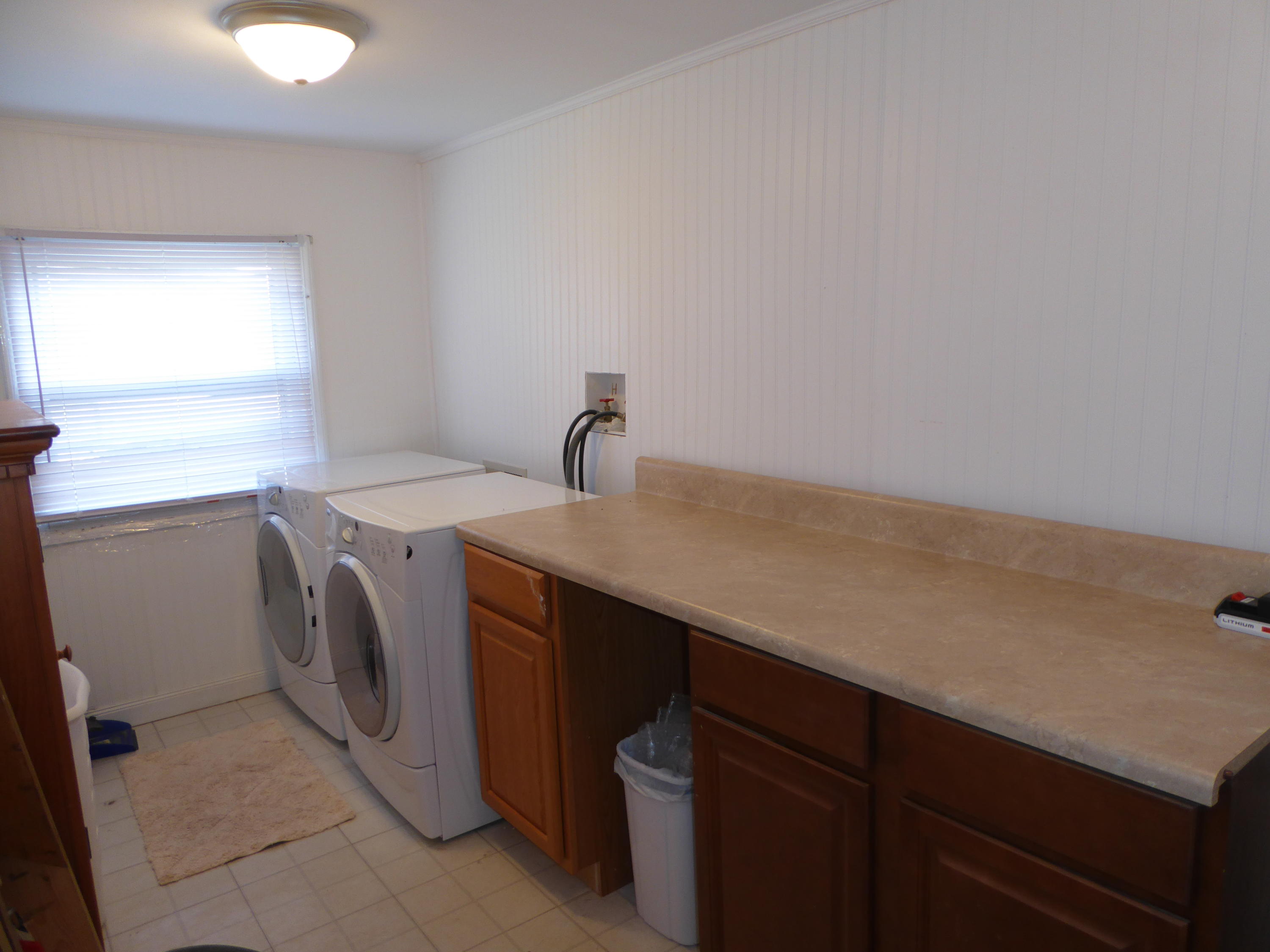 810 Scuffling Hill Road Rocky Mount, VA 24151 - Photo 18 of 52 a utility room with dryer and washer