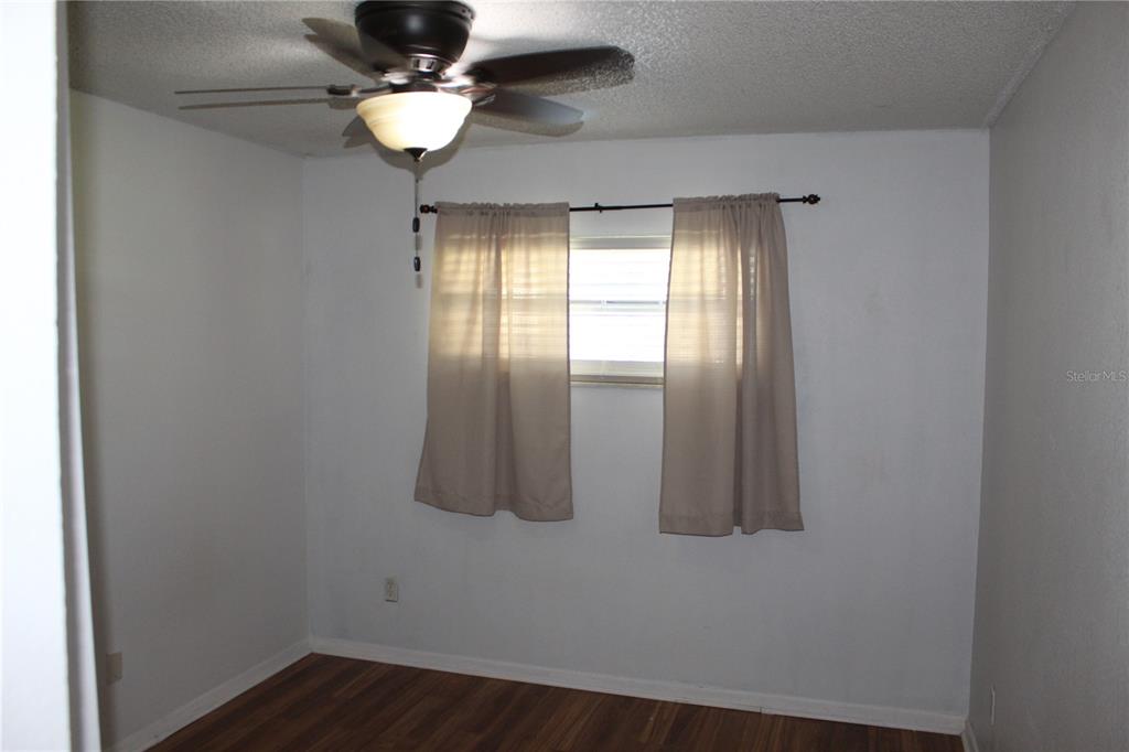 403 Murphy Road Winter Springs, FL 32708 - Photo 11 of 23 a very nice looking room with a ceiling fan