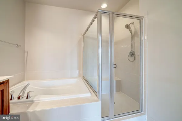 $2,800 | 7764 Cedar Branch Drive, Unit 87, Gainesville, VA 20155