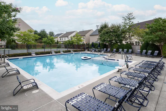 $2,800 | 7764 Cedar Branch Drive, Unit 87, Gainesville, VA 20155