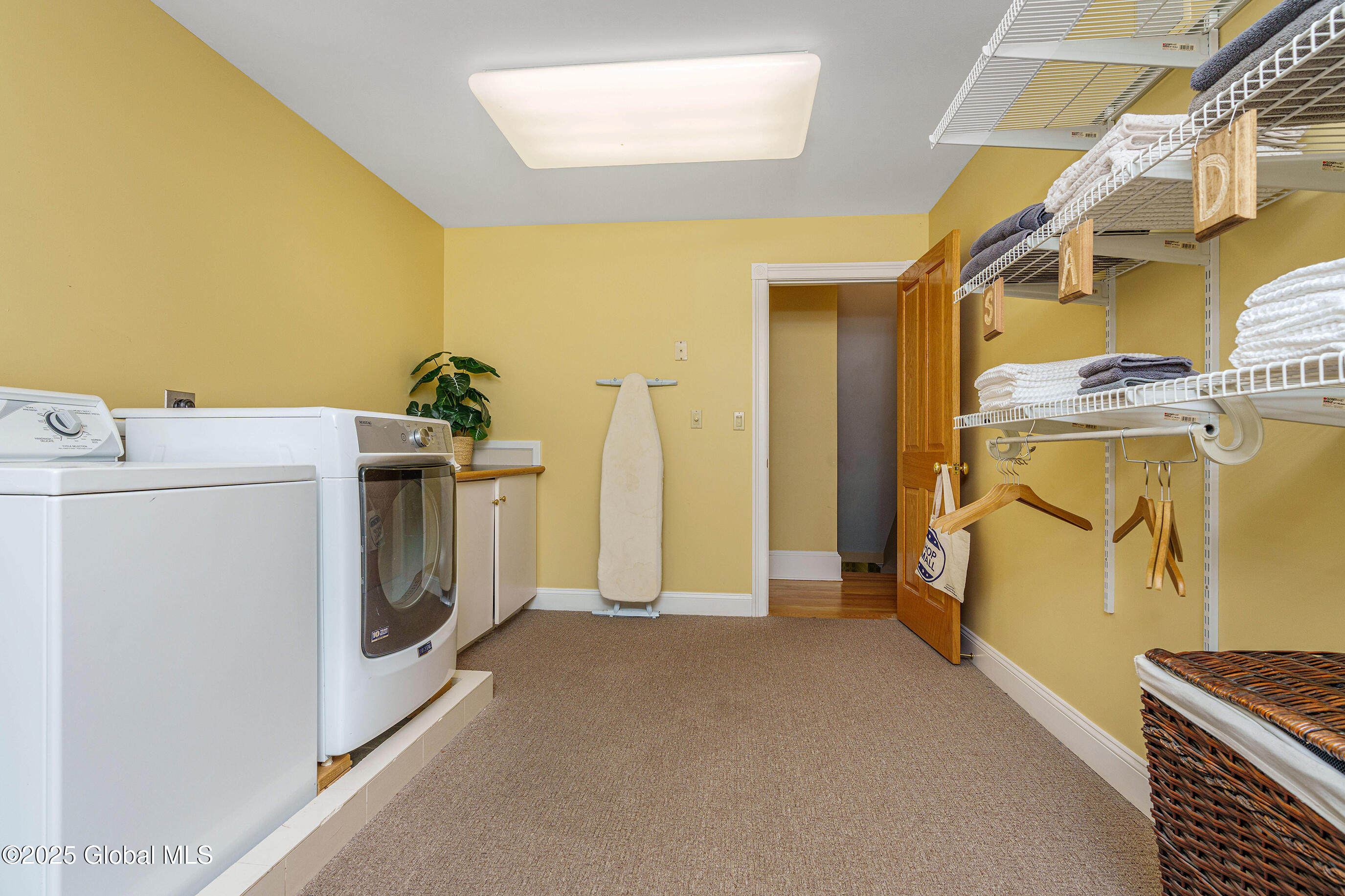 261 Bender Lane Bethlehem, NY 12077 - Photo 39 of 84 048-261-Bender-Ln