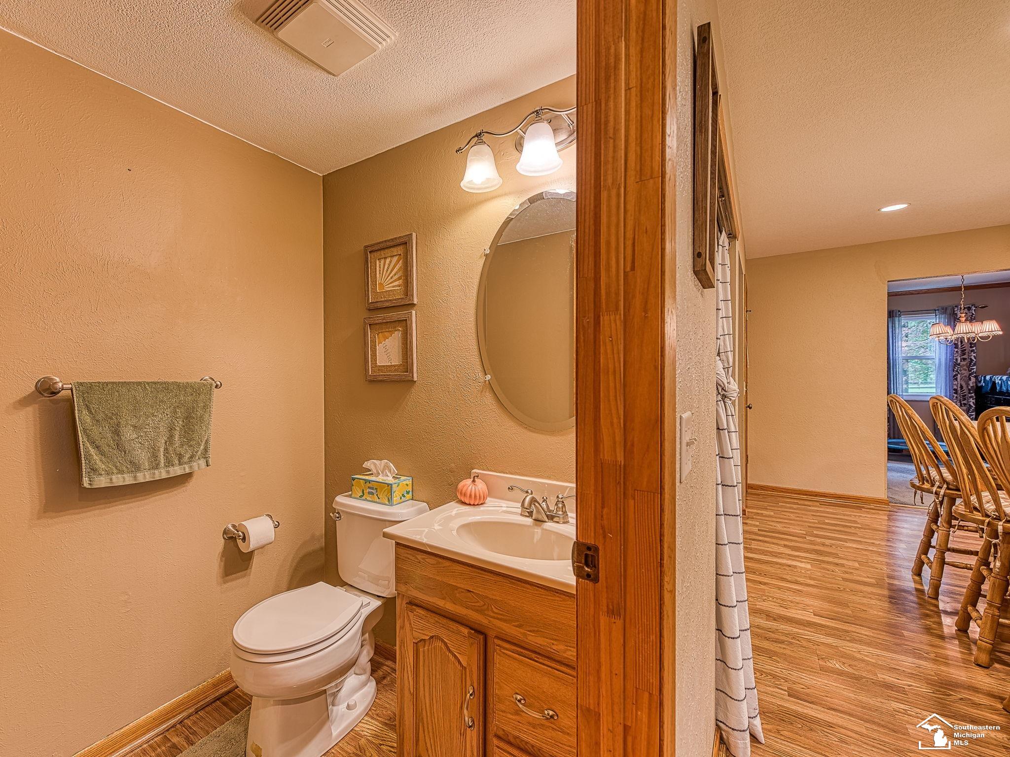 9099 Summerfield Road Temperance, MI 48182 - Photo 12 of 35