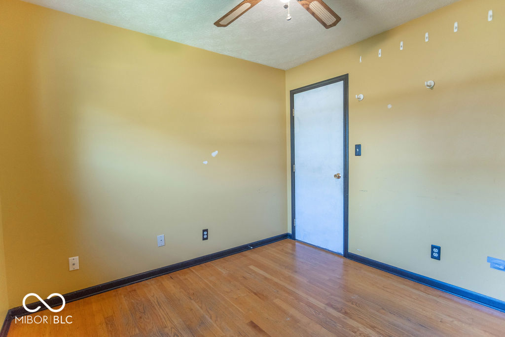 374 Shadow Road Greenwood, IN 46142 - Photo 23 of 30