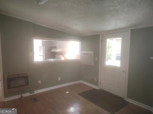 $1,500 | 826 Black Horse Run, Martin, GA 30557