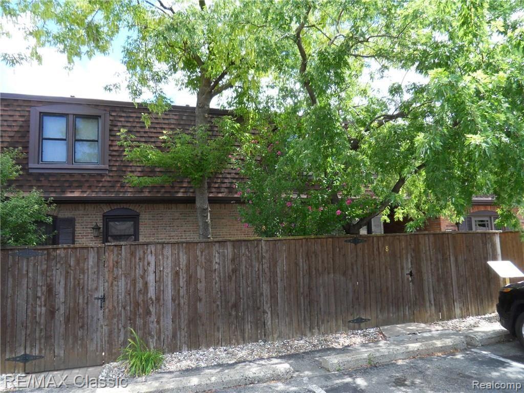 5095 Crooks Road, Unit 8 Royal Oak, MI 48073 - Photo 20 of 20 SDC19394.JPG