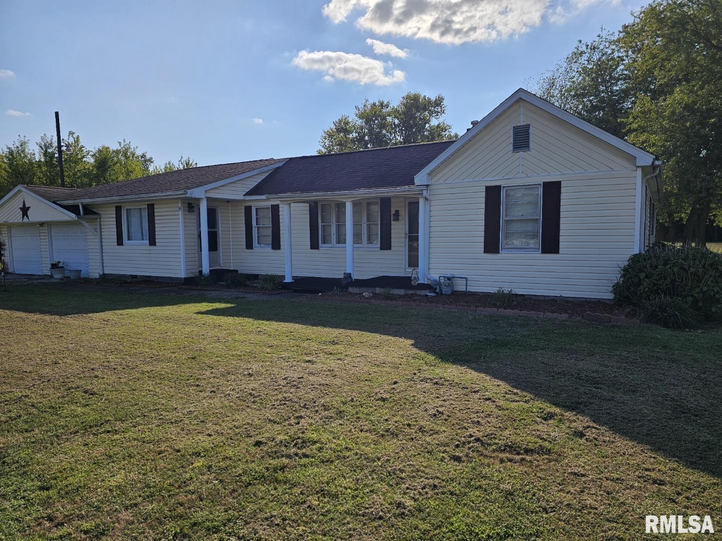 2925 Benton Road Mount Vernon, IL 62864 - Photo 4 of 23 Gallery Image 4