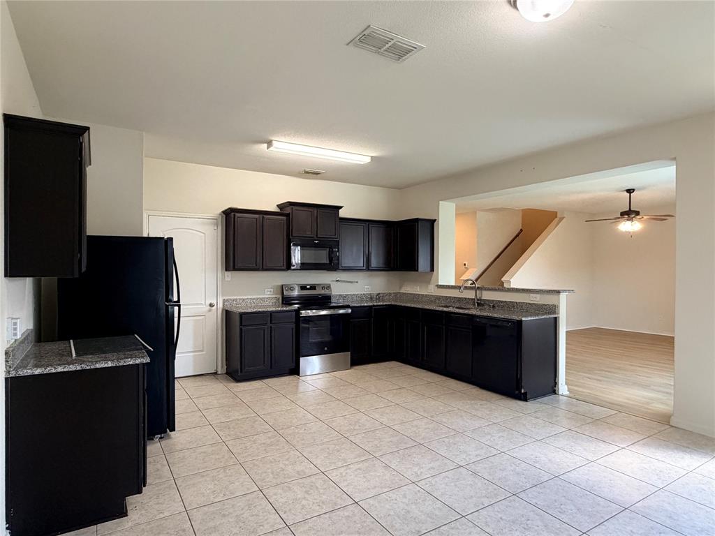 140 Collin Street Anna, TX 75409 - Photo 4 of 24