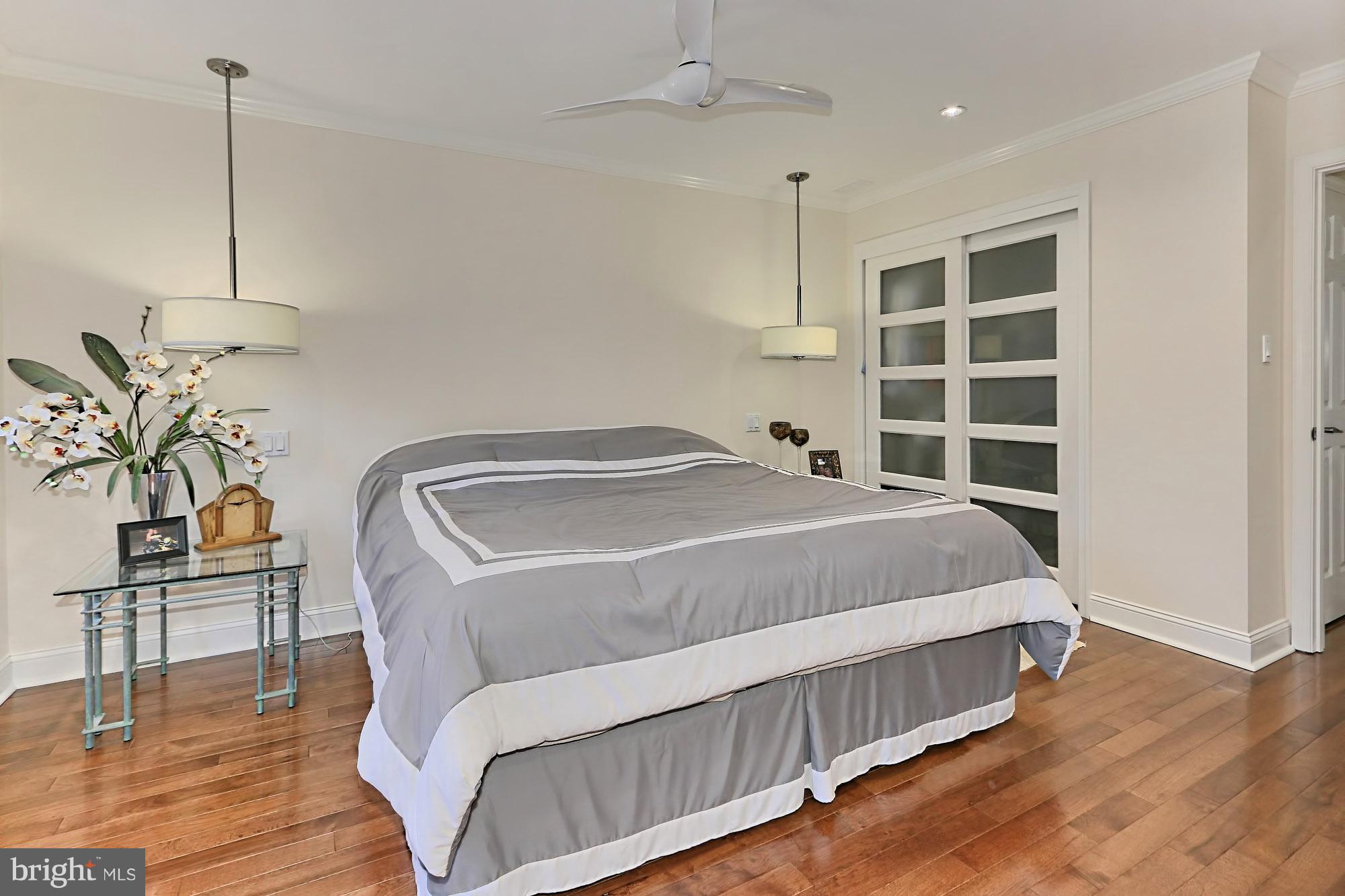 2078 Golf Course Drive Reston, VA 20191 - Photo 16 of 42 Master Bedroom