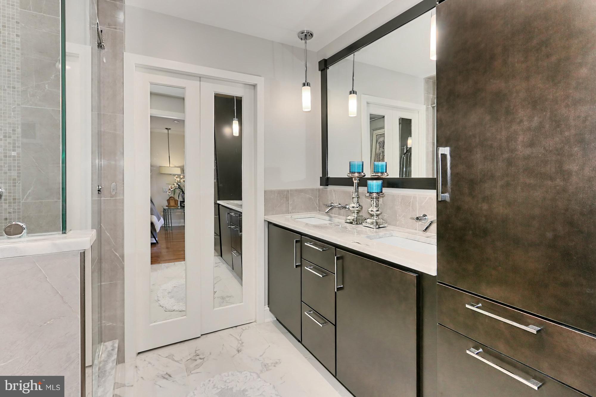 2078 Golf Course Drive Reston, VA 20191 - Photo 19 of 42 Master Bath