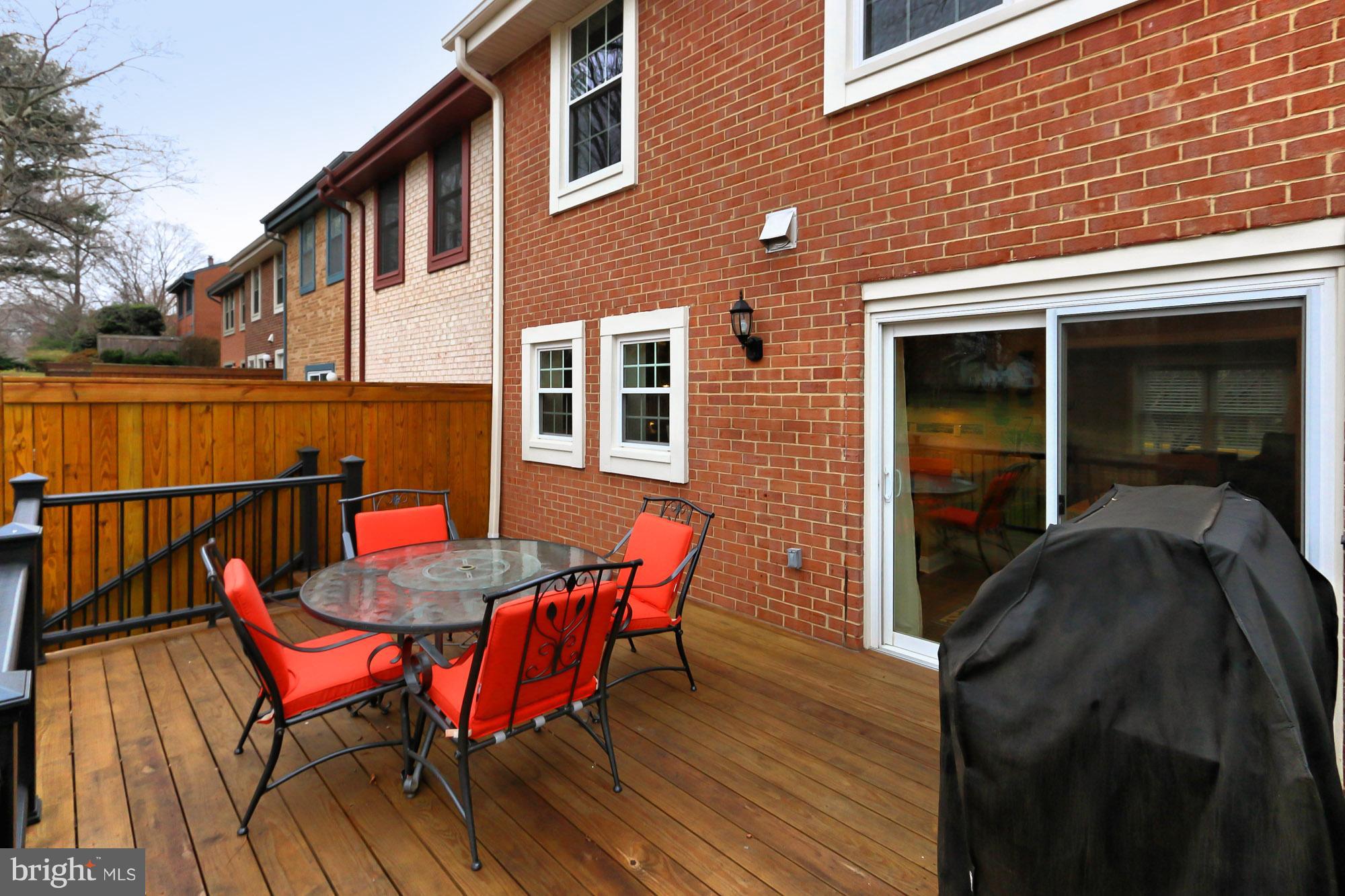 2078 Golf Course Drive Reston, VA 20191 - Photo 34 of 42 Deck