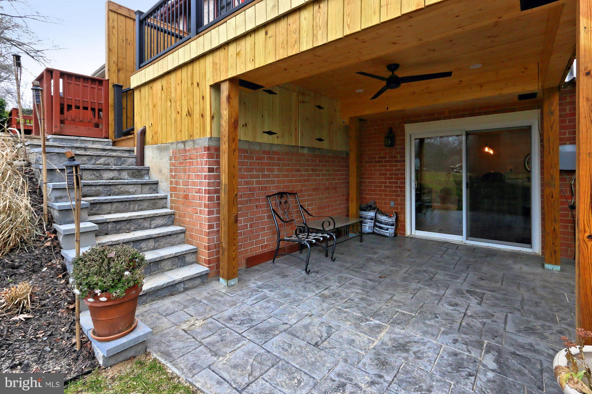 2078 Golf Course Drive Reston, VA 20191 - Photo 39 of 42 Patio