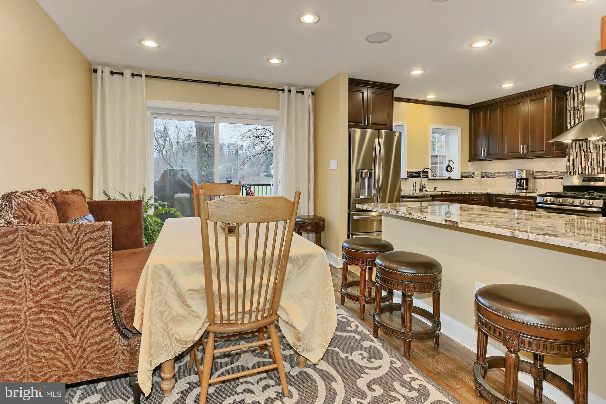 2078 Golf Course Drive Reston, VA 20191 - Photo 6 of 42 Dining Room