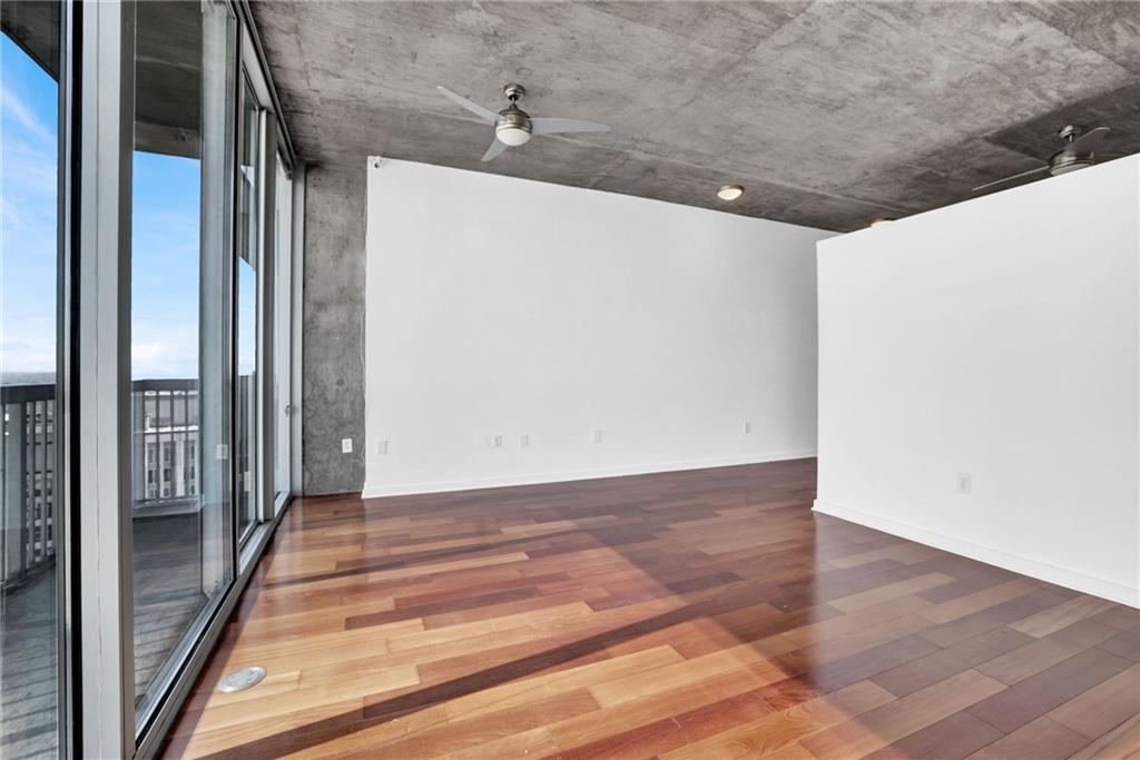 3324 Peachtree Road Northeast, Unit 2507 Atlanta, GA 30326 - Photo 5 of 25 a view of a hallway