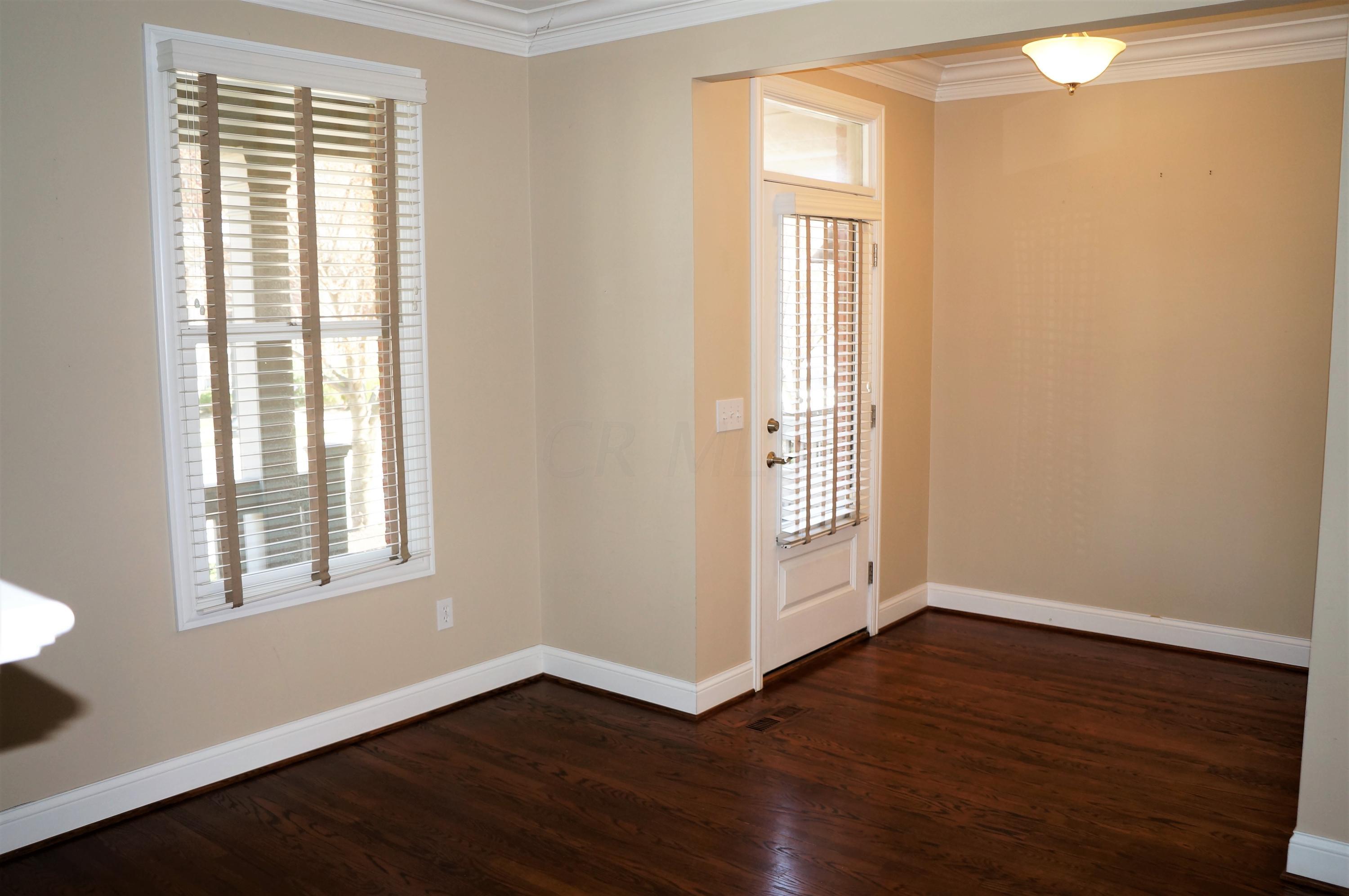 1013 Perry Street Columbus, OH 43201 - Photo 13 of 52