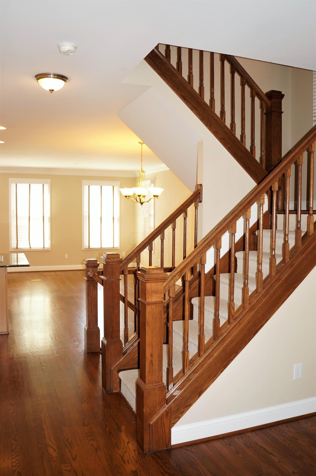 1013 Perry Street Columbus, OH 43201 - Photo 25 of 52