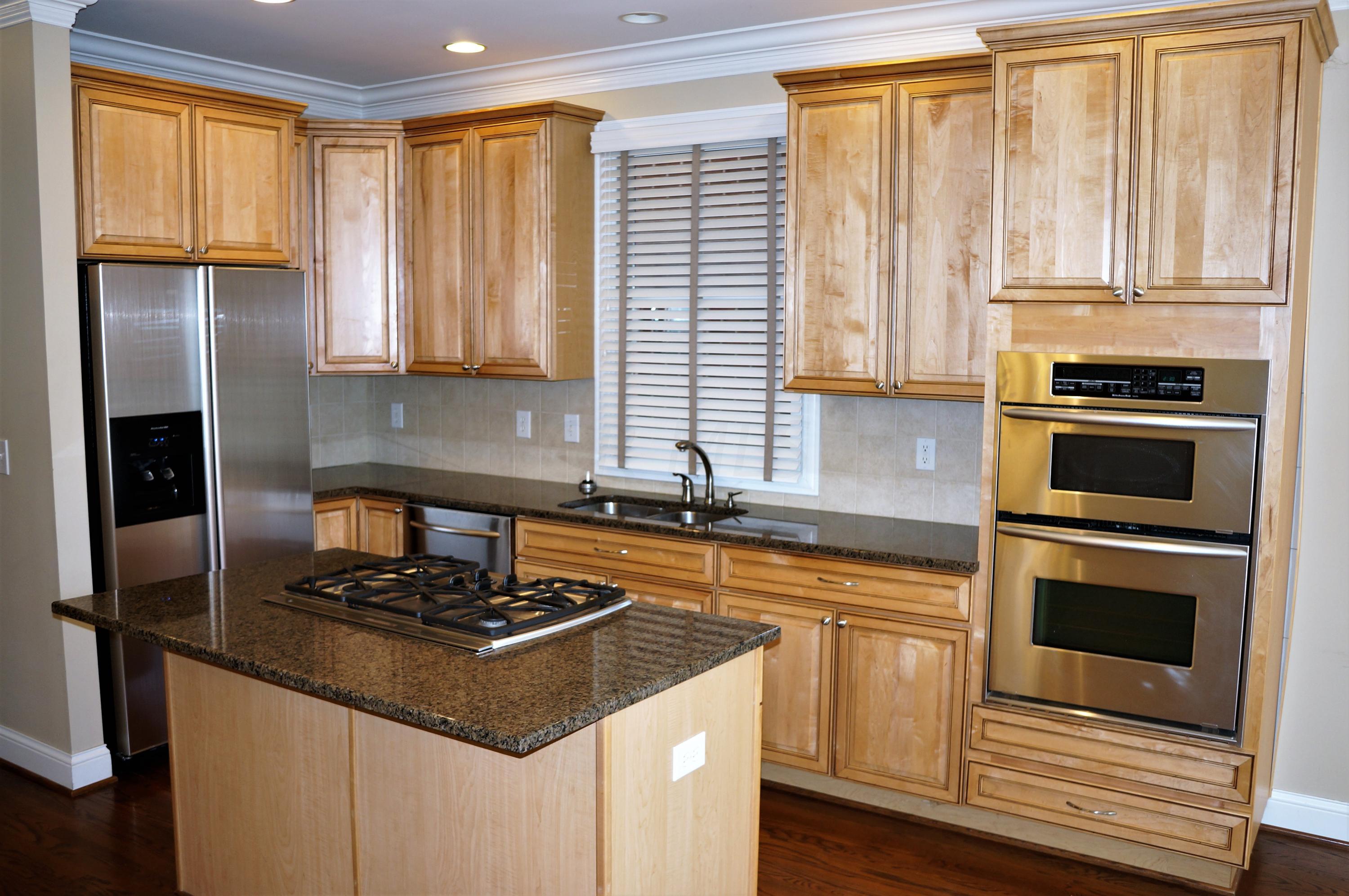 1013 Perry Street Columbus, OH 43201 - Photo 4 of 52