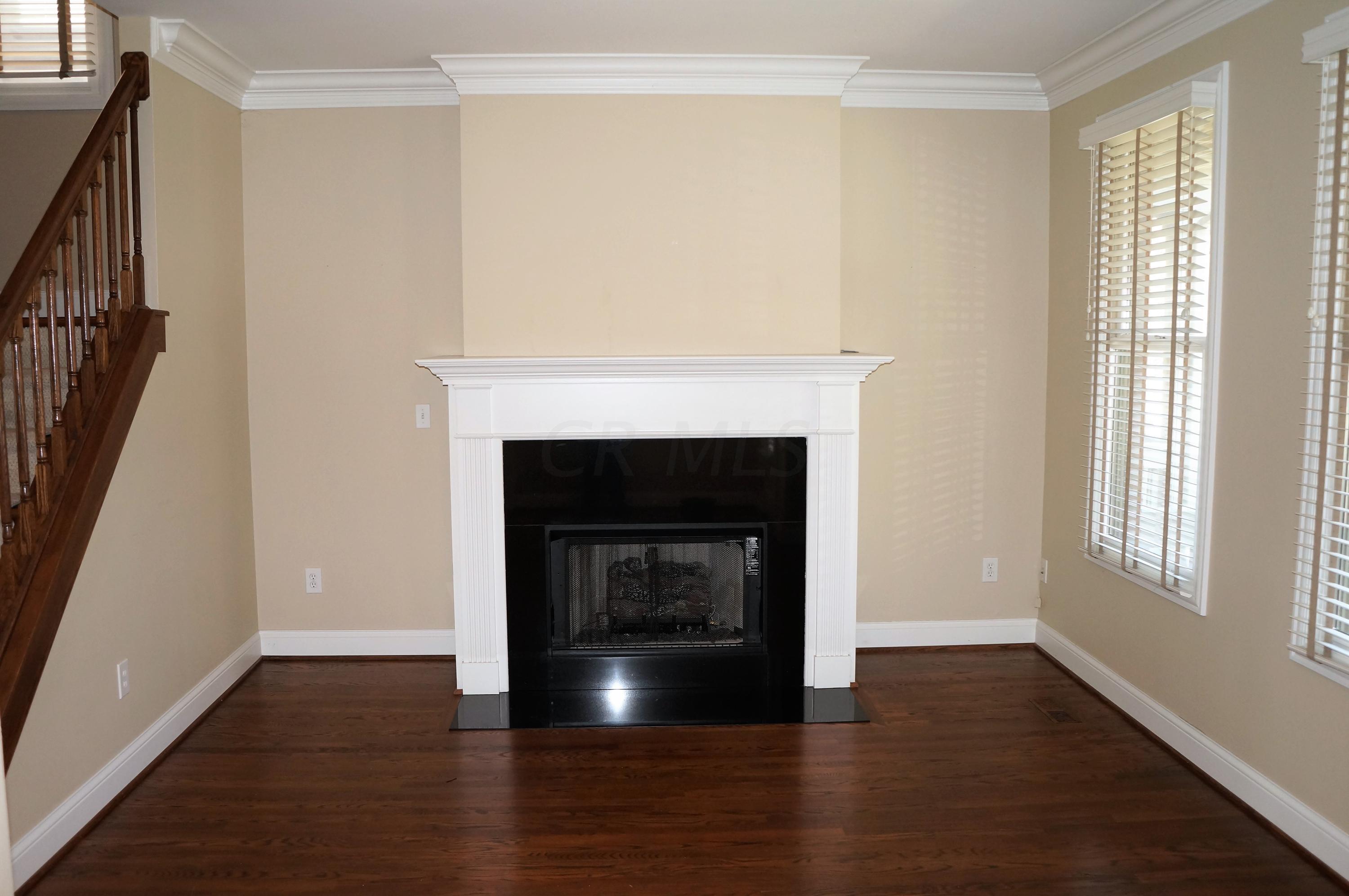 1013 Perry Street Columbus, OH 43201 - Photo 6 of 52